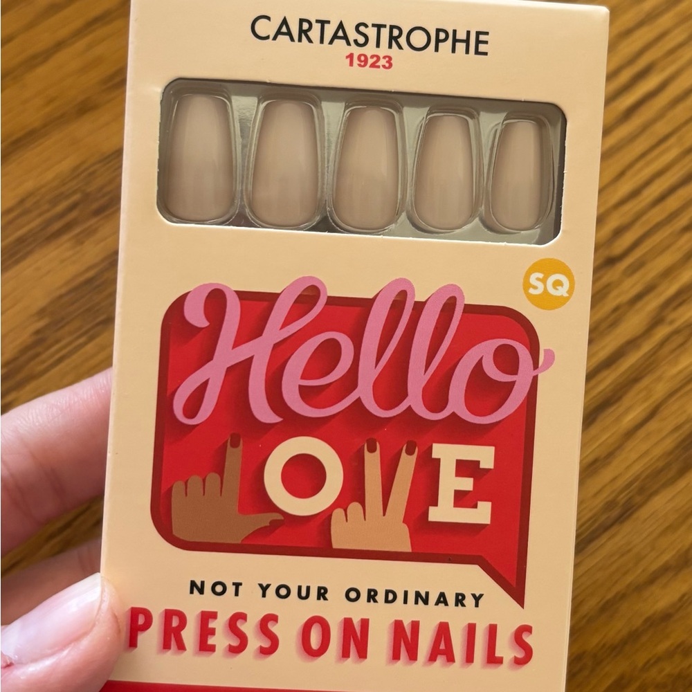 💋 ❤️ Hello Love nails in style Cartastrophe 💋 ❤️